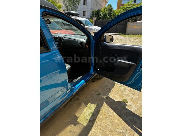 Sahibinden Dacia Sandero 1.5 dCi Stepway 2015 Model Temiz Orjinal Klometre