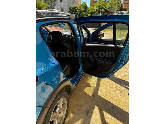 Sahibinden Dacia Sandero 1.5 dCi Stepway 2015 Model Temiz Orjinal Klometre