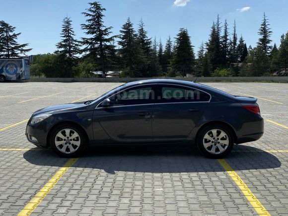 Galeriden Opel Insignia 1.4 T Edition Elegance 2012 Model Eskişehir