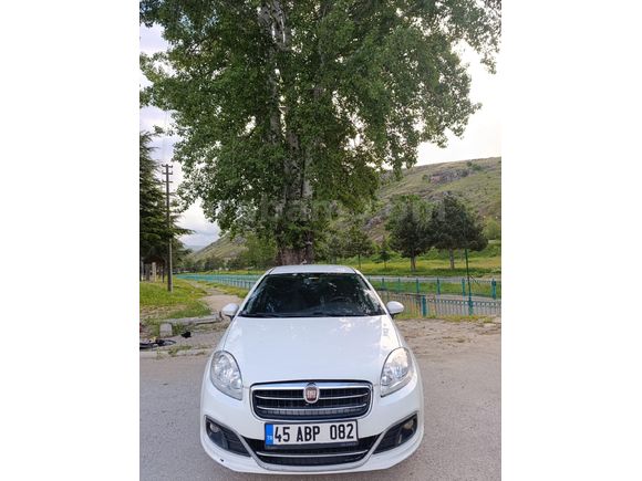 Sahibinden Fiat Linea 1.3 Multijet Pop 2015 Model  175.000 km Beyaz