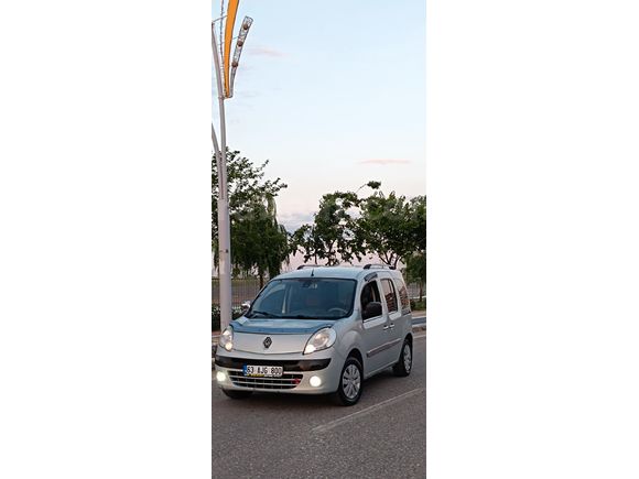 Sahibinden Renault Kangoo Multix 1.5 dCi Expression 2010 Model