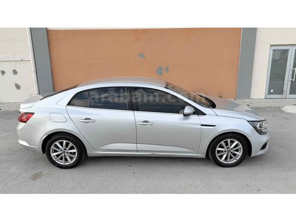 Sahibinden Renault Megane 1.5 dCi Touch 2019 Model  201km Gri