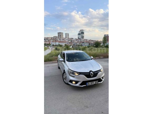 Sahibinden Renault Megane 1.5 dCi Touch 2019 Model  201km Gri