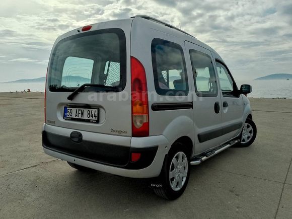 Sahibinden Klimalı Renault Kangoo Multix 1.5dCi 2010 Model