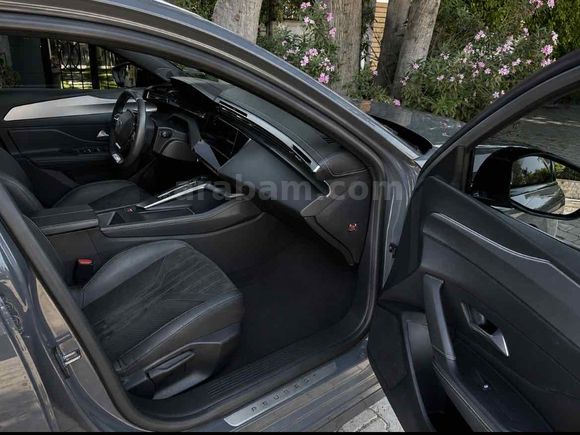 Sahibinden Peugeot e-308 GT 2024 Model 