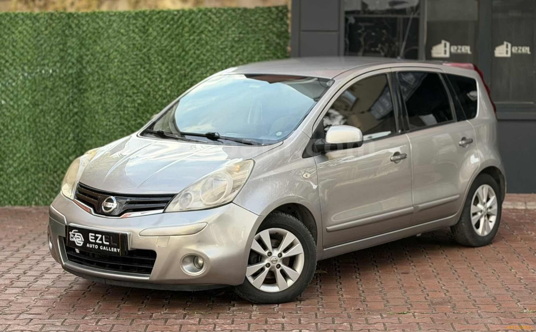 Galeriden Nissan Note 1.5 dCi Tekna 2011 Model Konya 274.000 km Gri 1