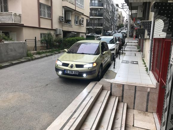 Sahibinden Bakımlı Megane 2 1.6 16v Dynamique 2005 Model 