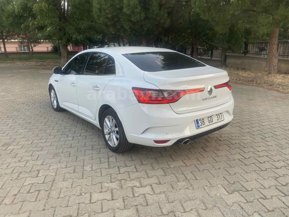 Sahibinden Renault Megane 1.5 dCi Touch 2018 Model Beyaz