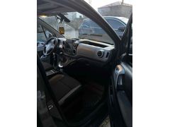 Sahibinden Peugeot Partner 1.6 BlueHDI Zenith 2018 Model  127.000 km Gri (titanyum)