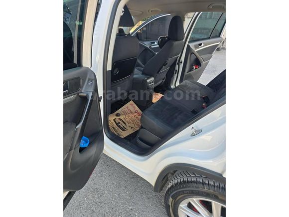 Sahibinden Volkswagen Tiguan 1.4 TSI Sport&Style 2012 Model  310.000 km Beyaz