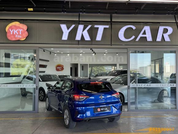 YKTCAR AUTOGROSS'DAN 2023 CLIO EVOLUTION HATASIZ 17.716 KM'DE