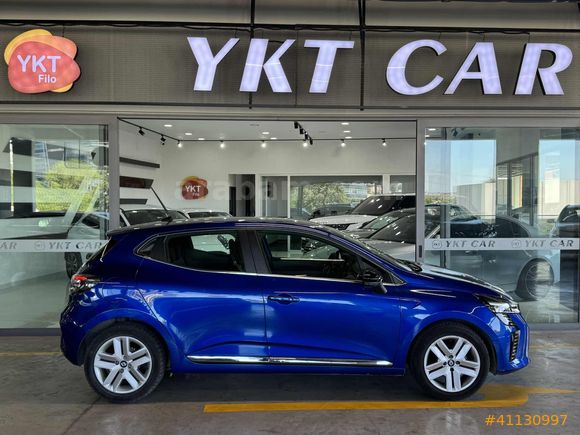 YKTCAR AUTOGROSS'DAN 2023 CLIO EVOLUTION HATASIZ 17.716 KM'DE
