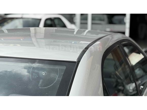 Ağır hasarsız otomatik vites  Corolla 1.4 D-4D Terra 2007 