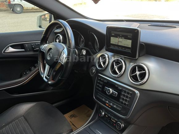 2015 MODEL-KUSURSUZ-FULL PAKET AMG-GLA 180 D