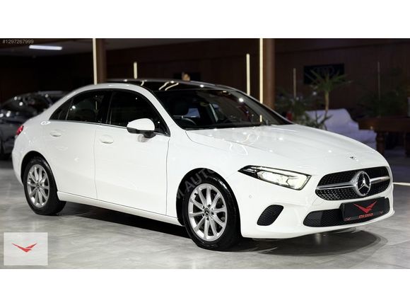 ATM Auto Gallery'den MERCEDES A180d CAM TAVAN/COMMAND/AMBİYANS