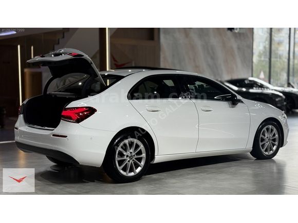 ATM Auto Gallery'den MERCEDES A180d CAM TAVAN/COMMAND/AMBİYANS