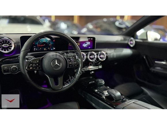ATM Auto Gallery'den MERCEDES A180d CAM TAVAN/COMMAND/AMBİYANS