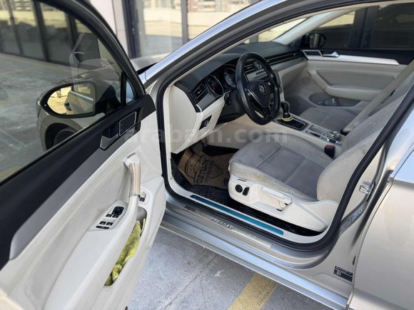 İMDAT OTOMOTİV DEN CAM TAVAN PASSAT