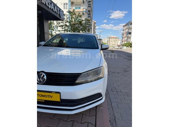İMDAT OTOMOTİV'DEN HATASIZ BOYASIZ JETTA ACİL SATILIK