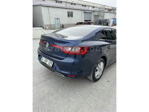 Sahibinden Renault Megane 1.3 TCe Joy 2022 Model 