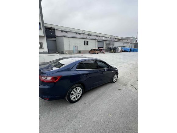 Sahibinden Renault Megane 1.3 TCe Joy 2022 Model 