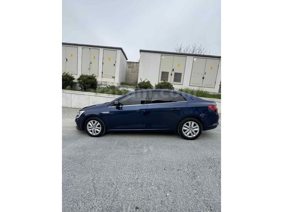 Sahibinden Renault Megane 1.3 TCe Joy 2022 Model 