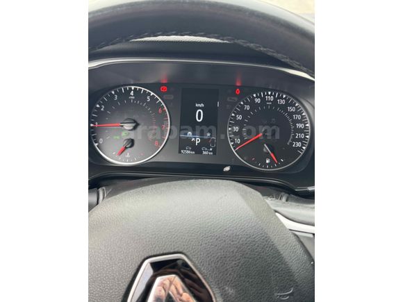 Sahibinden Renault Megane 1.3 TCe Joy 2022 Model 