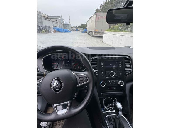 Sahibinden Renault Megane 1.3 TCe Joy 2022 Model 