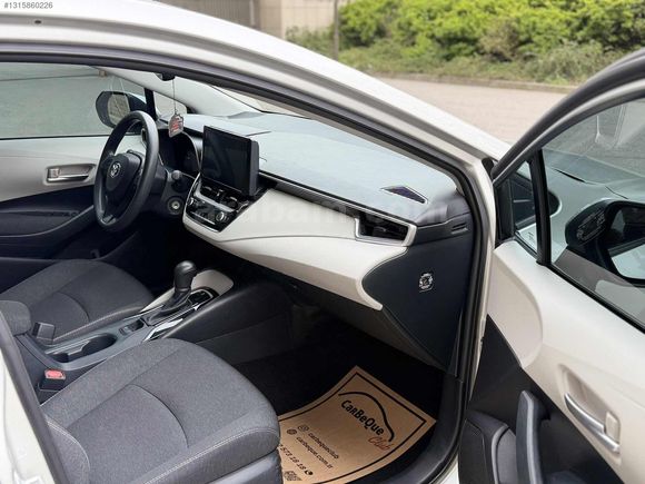 HATASIZ BOYASIZ İLK SAHİBİNDEN 1.5 COROLLA