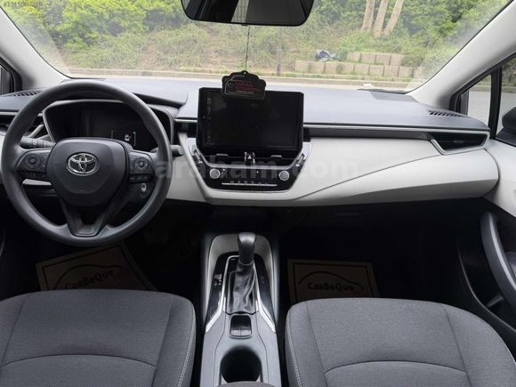 HATASIZ BOYASIZ İLK SAHİBİNDEN 1.5 COROLLA