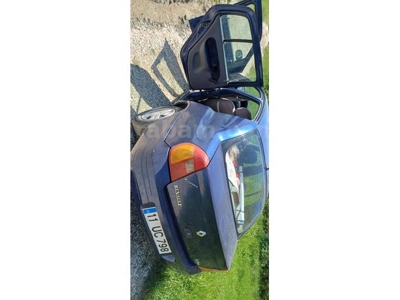 Sahibinden Renault Clio 1.4 RNA 2000 Model