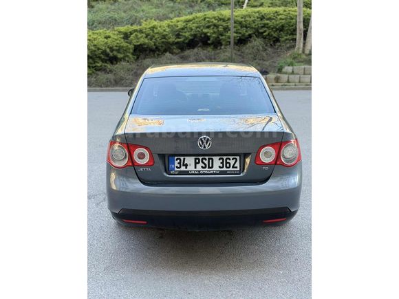 1.6 DİZEL MANUEL TERTEMİZ EKONOMİK AİLE ARACI
