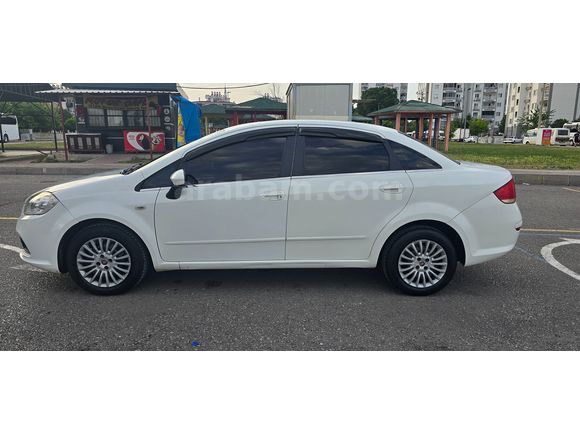 Öğretmenden Temiz Fiat Linea 1.3 Multijet Pop 2017 Model