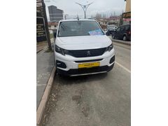 2024 Model Hatasız Boyasız GT Paket Peugeot Rıfter