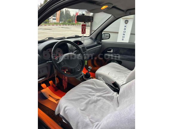 Sahibinden Renault Clio 1.6 RXT 2000 Model  336.000 km Siyah