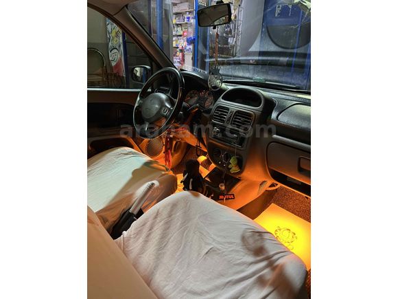Sahibinden Renault Clio 1.6 RXT 2000 Model  336.000 km Siyah