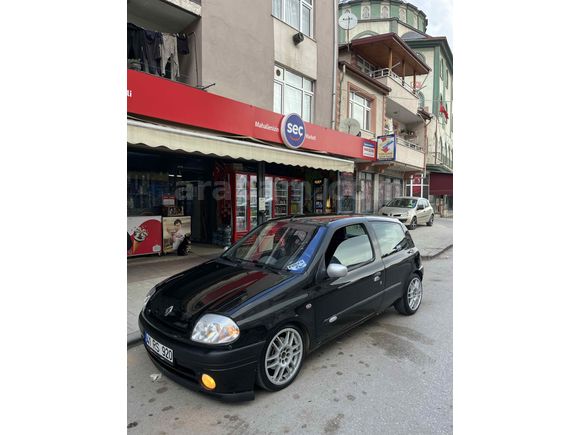 Sahibinden Renault Clio 1.6 RXT 2000 Model  336.000 km Siyah