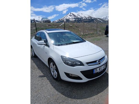 Opel Astra 1.4 T Sport Still 2014 Model HATASIZ BOYASIZ DEĞİŞENSİZ TRAMERSİZ