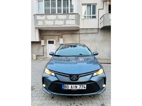Sahibinden Toyota Corolla 1.8 Hybrid Flame X-Pack 2019 Model