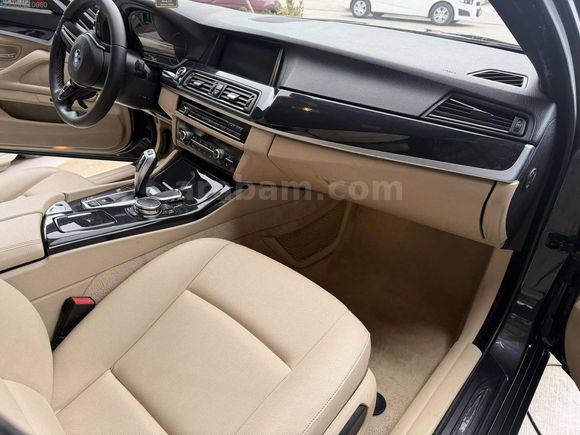 TEMİZ BMW 520İ