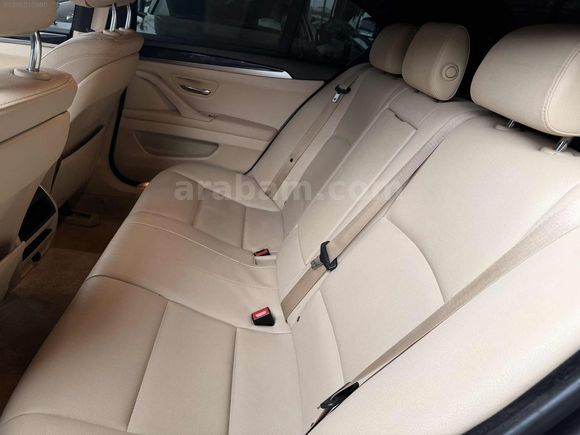 TEMİZ BMW 520İ