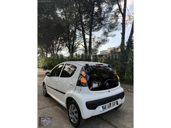 HATASIZ TEMİZ 2013 MODEL CITRIOEN C1 OTOMATİK VİTES 92 BİNDE