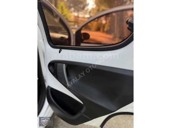 HATASIZ TEMİZ 2013 MODEL CITRIOEN C1 OTOMATİK VİTES 92 BİNDE