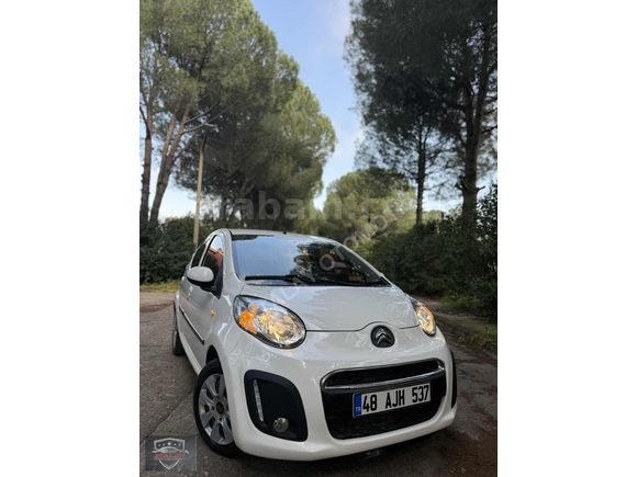 HATASIZ TEMİZ 2013 MODEL CITRIOEN C1 OTOMATİK VİTES 92 BİNDE