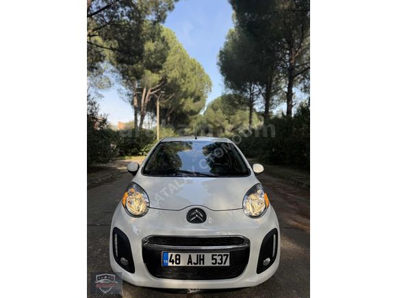 HATASIZ TEMİZ 2013 MODEL CITRIOEN C1 OTOMATİK VİTES 92 BİNDE