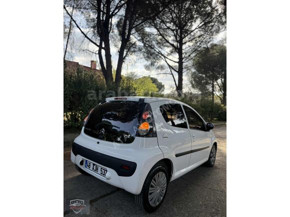 HATASIZ TEMİZ 2013 MODEL CITRIOEN C1 OTOMATİK VİTES 92 BİNDE