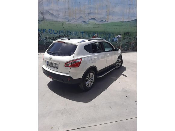 FULL ORJİNAL. CAM TAVANLI AİLE ARACI