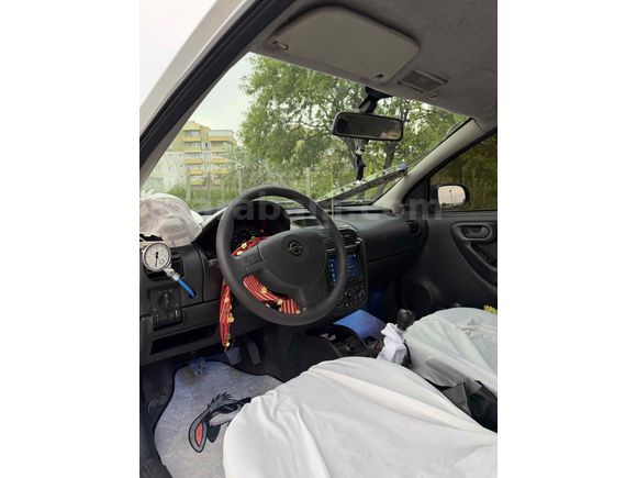 Sahibinden Opel Corsa 1.7 DTi Comfort 2003 Model 