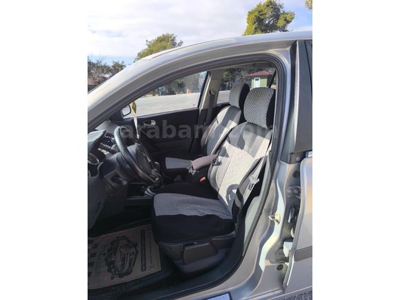 Sahibinden Renault Megane 1.6 Dynamique 2005 Model