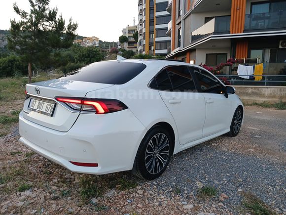 Hatasıız Corolla 1.5 Flame X-Pack 2021 Model 